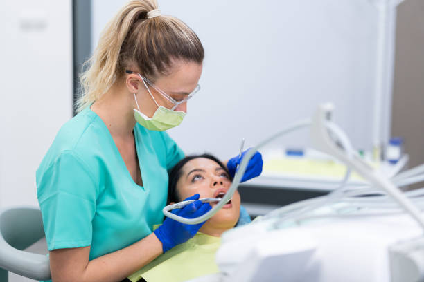 Best Emergency Tooth Extraction in Fenton, MI